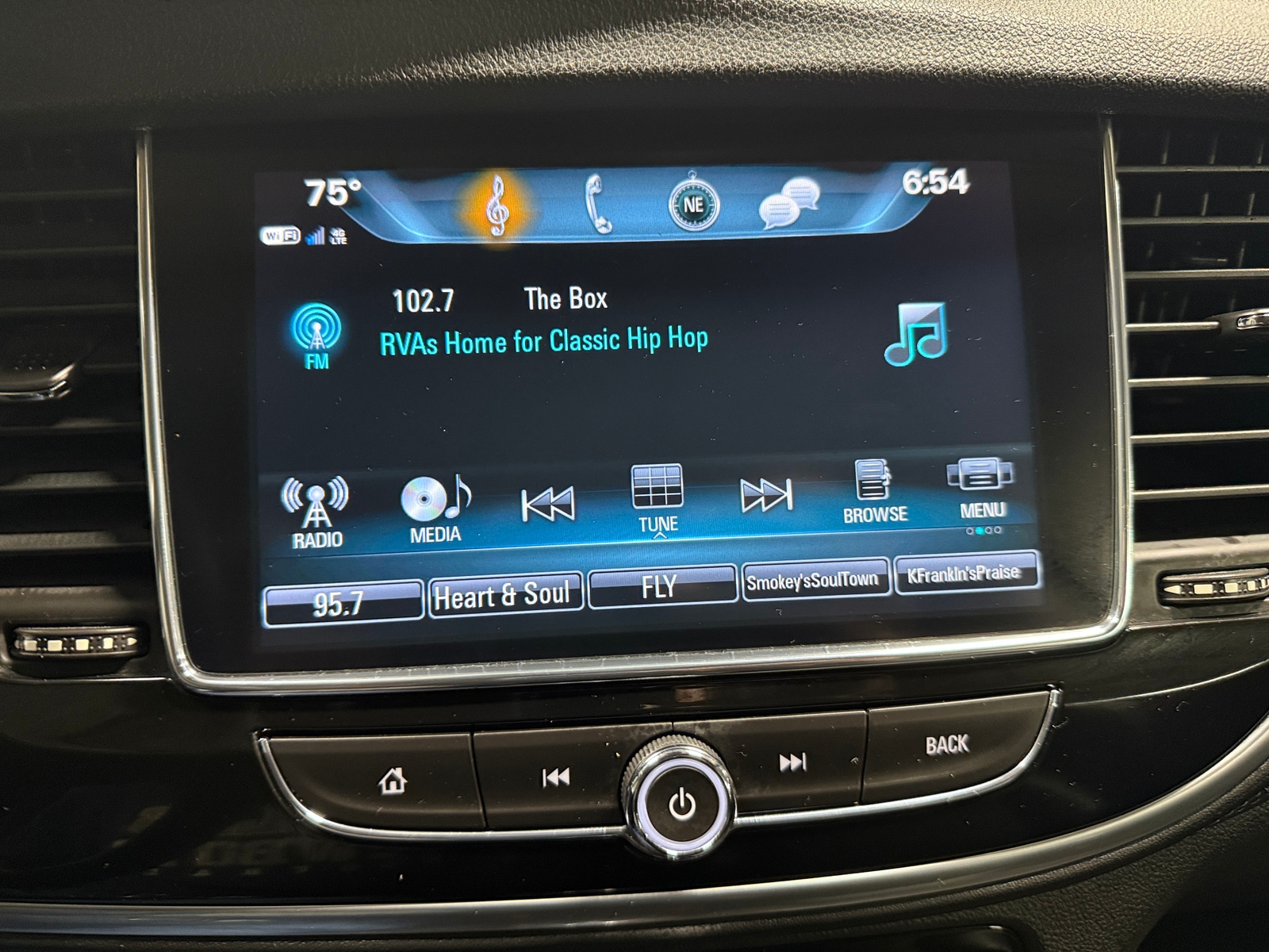 Thumbnail: 2021 Buick Encore - 3