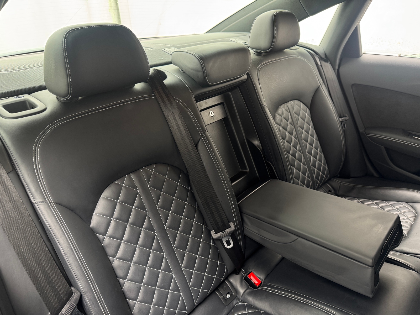 Thumbnail: 2016 Audi S6 - 5