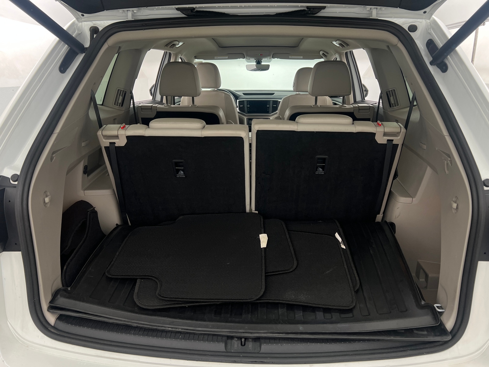 Thumbnail: 2021 Volkswagen Atlas - 6