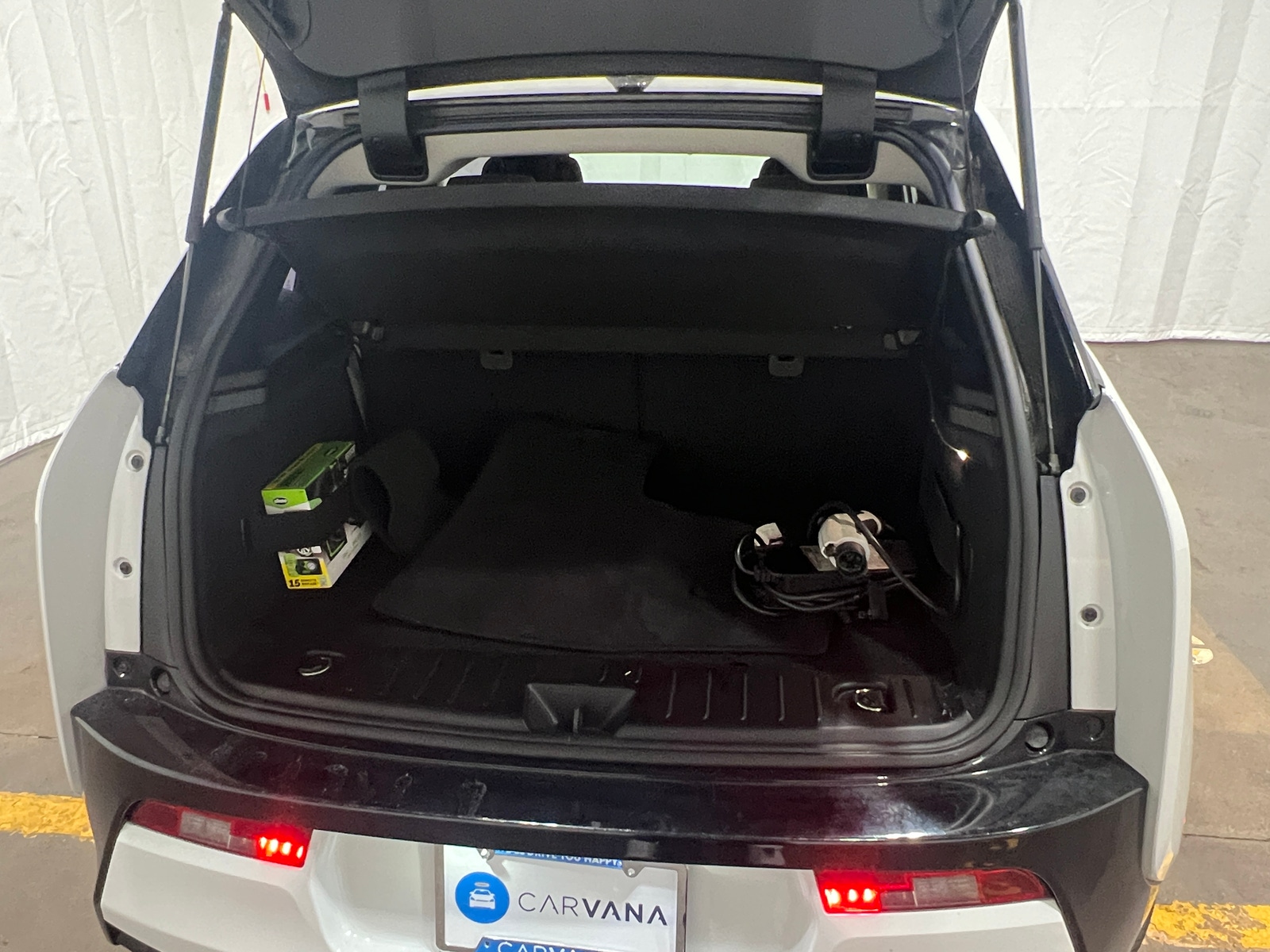 Thumbnail: 2016 BMW i3 - 7