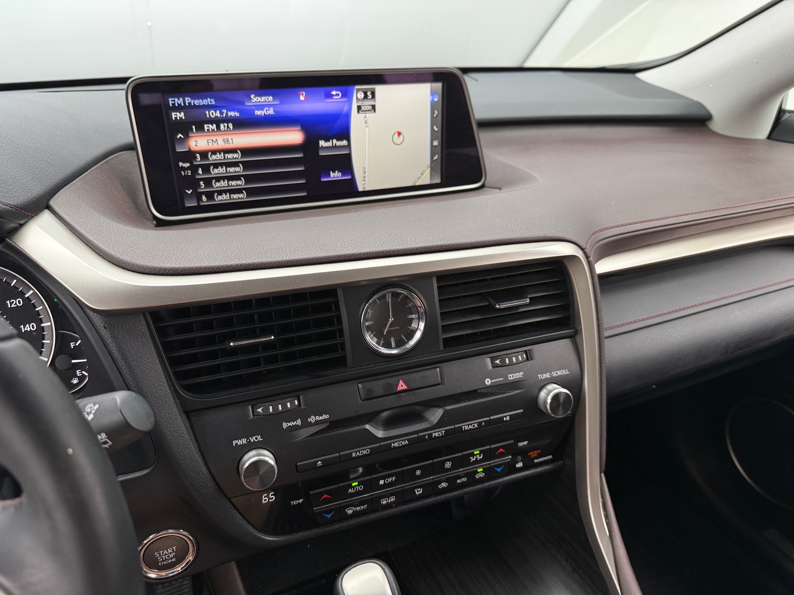 Thumbnail: 2016 Lexus RX - 4