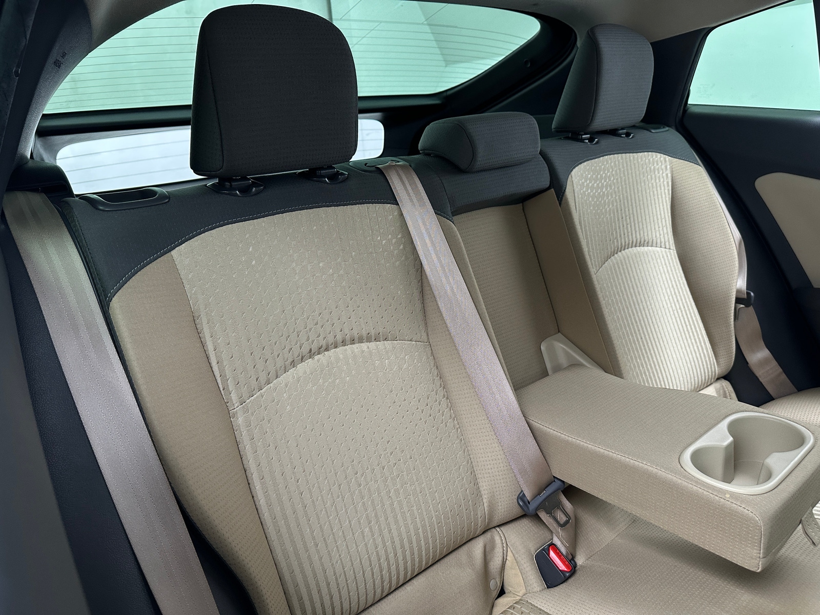 Thumbnail: 2016 Toyota Prius - 6