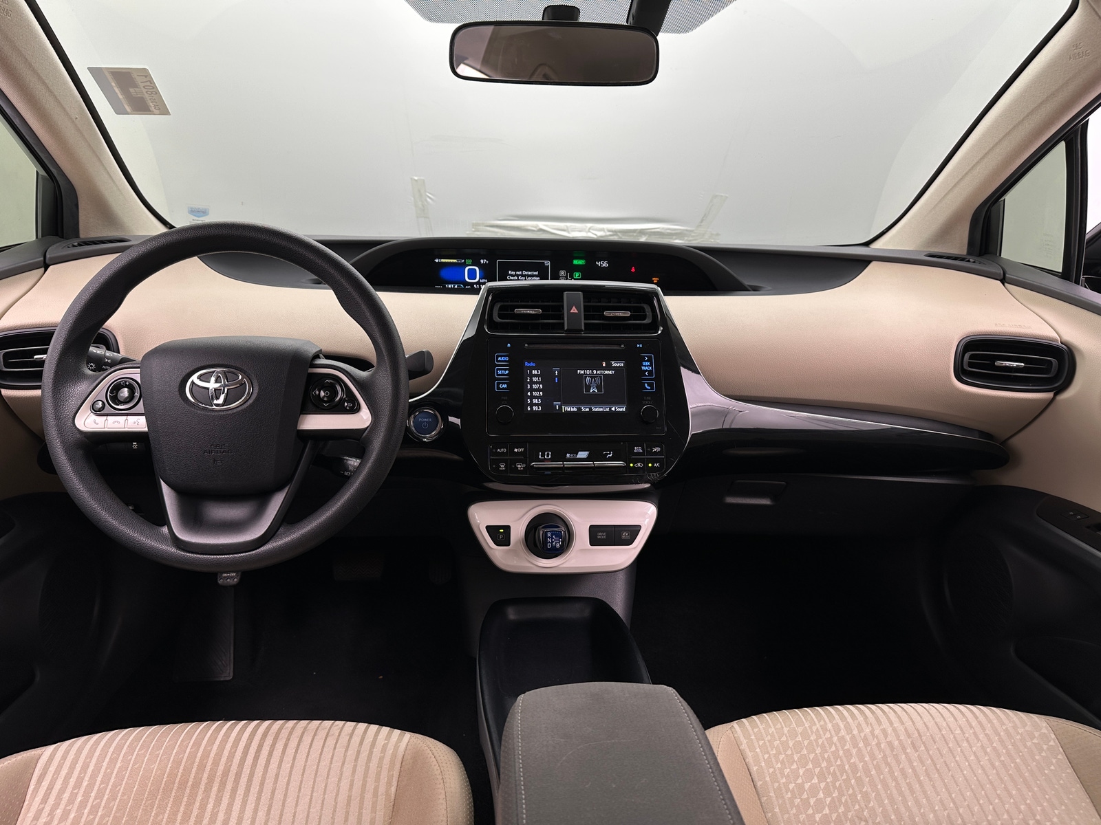 Thumbnail: 2016 Toyota Prius - 3