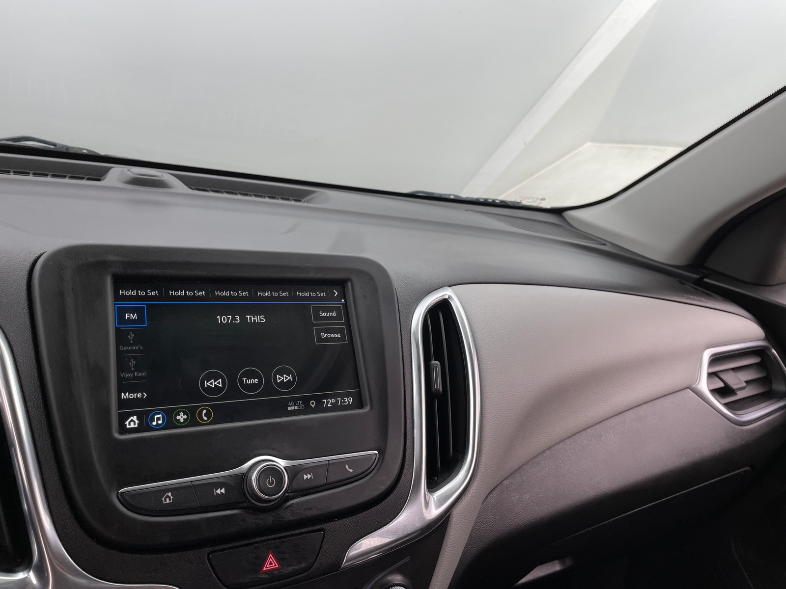 Thumbnail: 2019 Chevrolet Equinox - 4