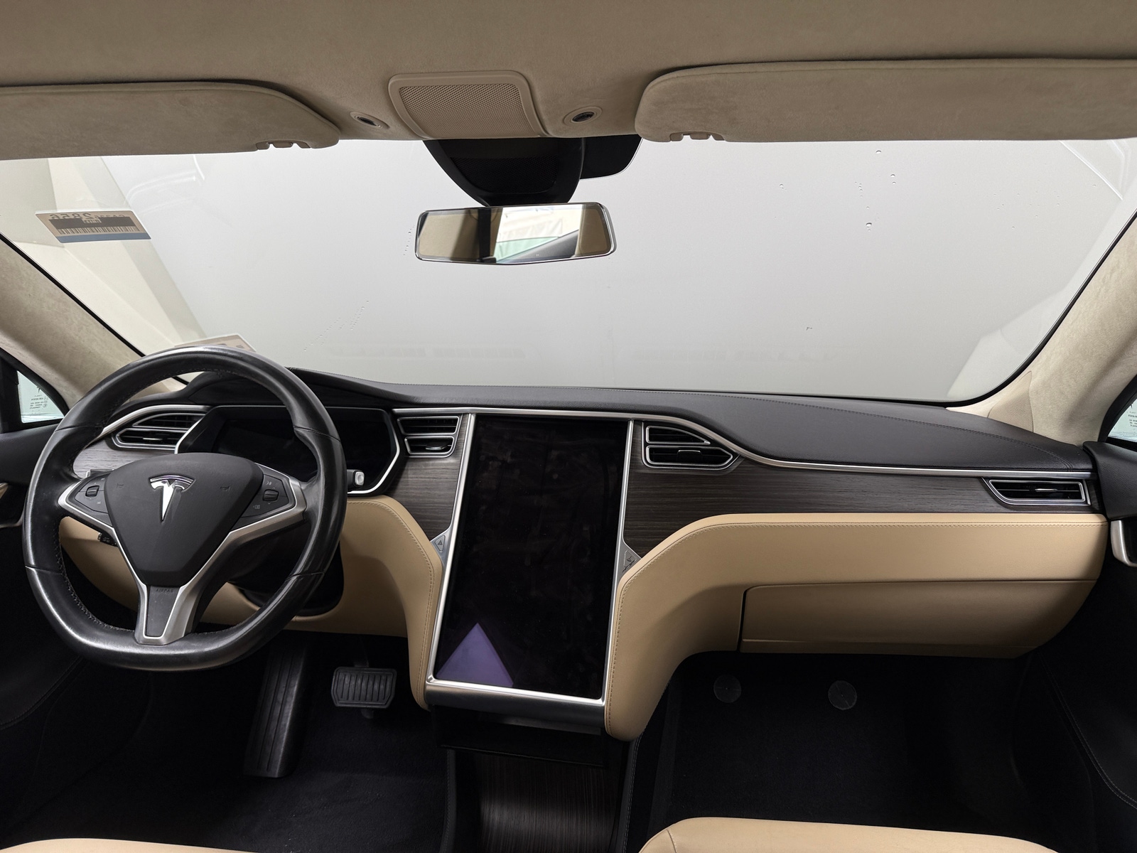 Thumbnail: 2015 Tesla Model S - 2