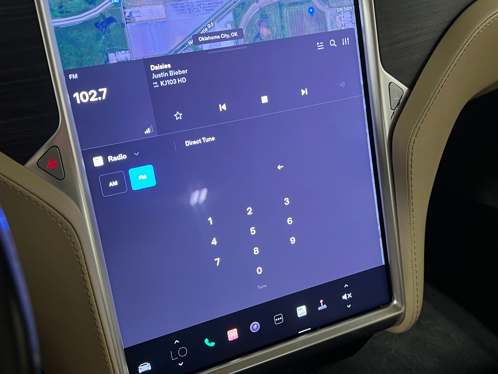 Thumbnail: 2015 Tesla Model S - 3
