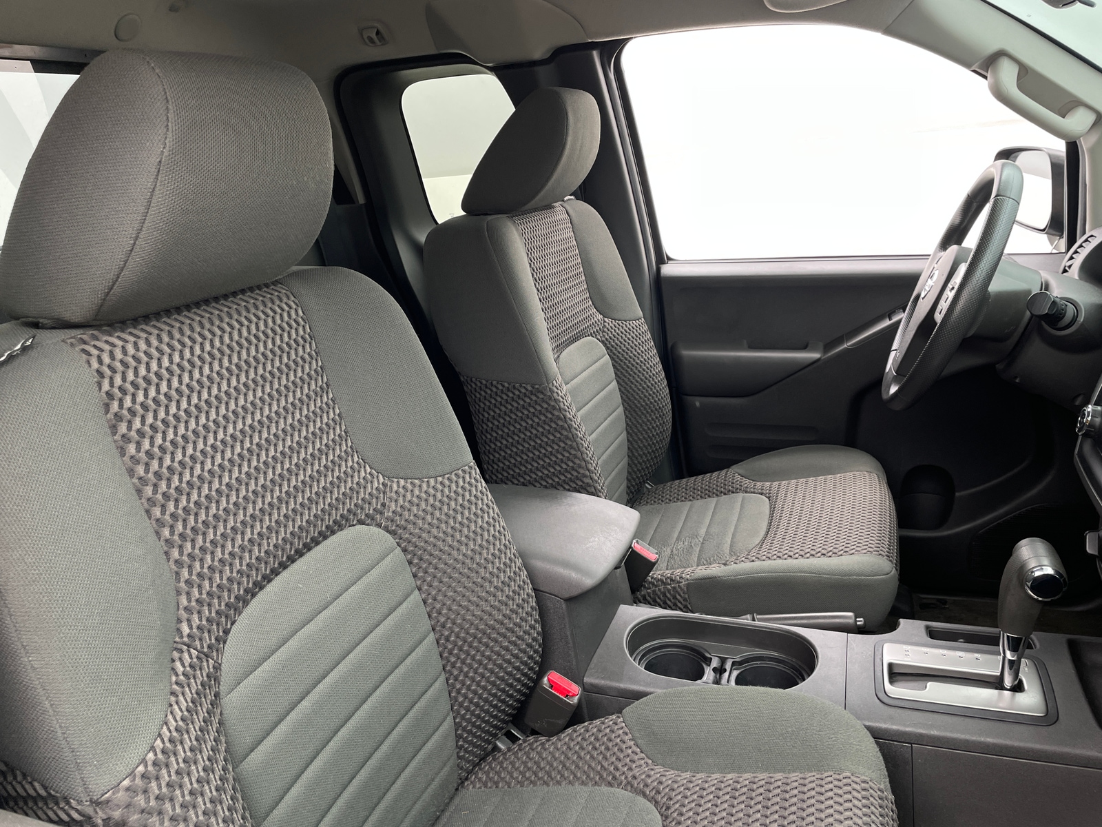 Thumbnail: 2015 Nissan Frontier - 2