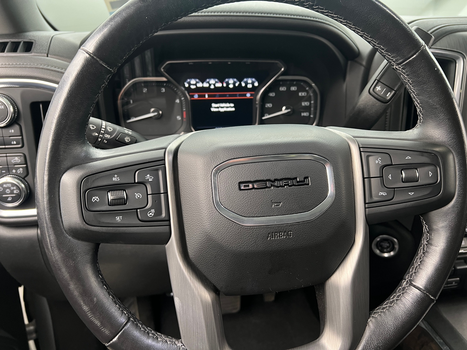 Thumbnail: 2021 GMC Sierra 3500 - 4