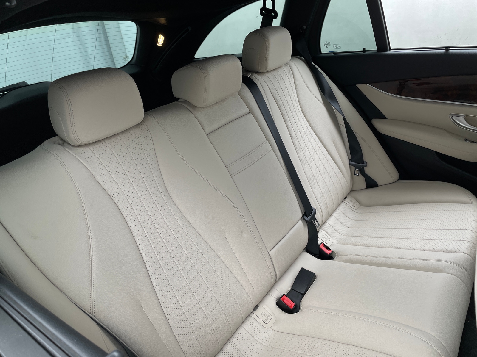 Thumbnail: 2017 Mercedes-Benz E-Class - 6