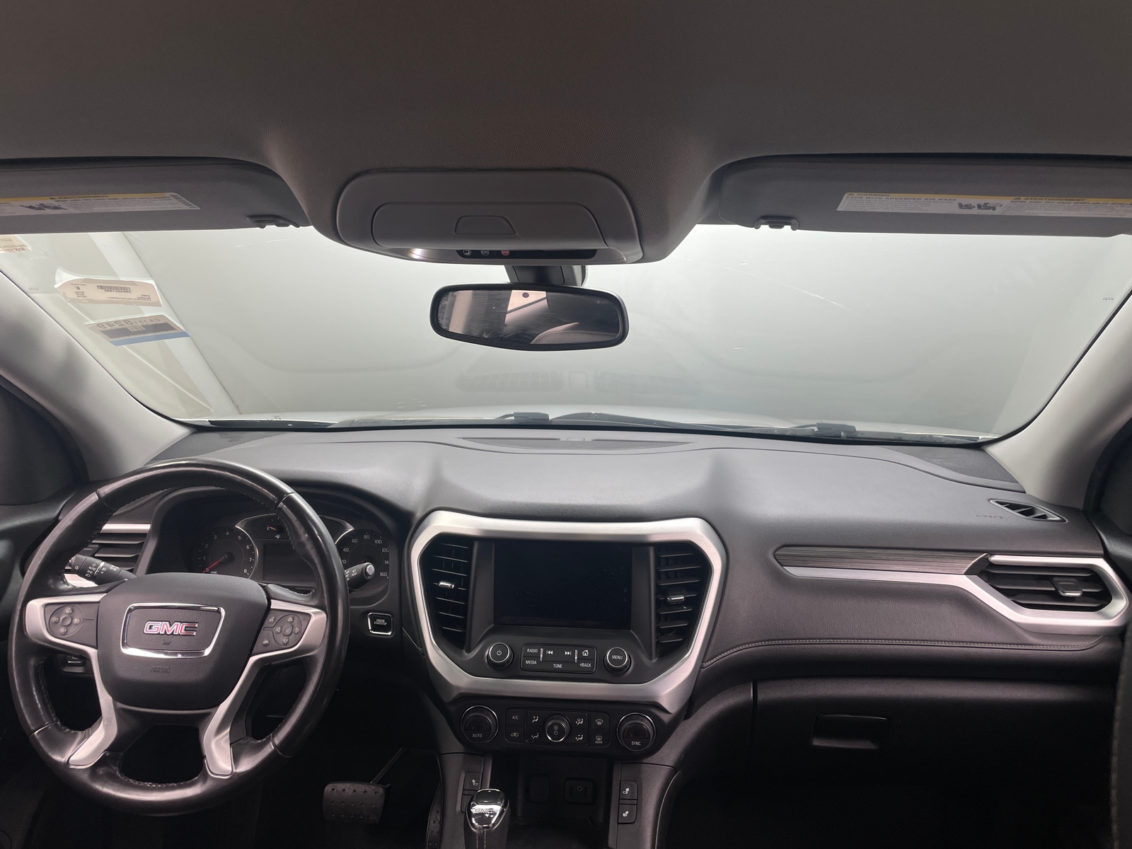 Thumbnail: 2018 GMC Acadia - 2