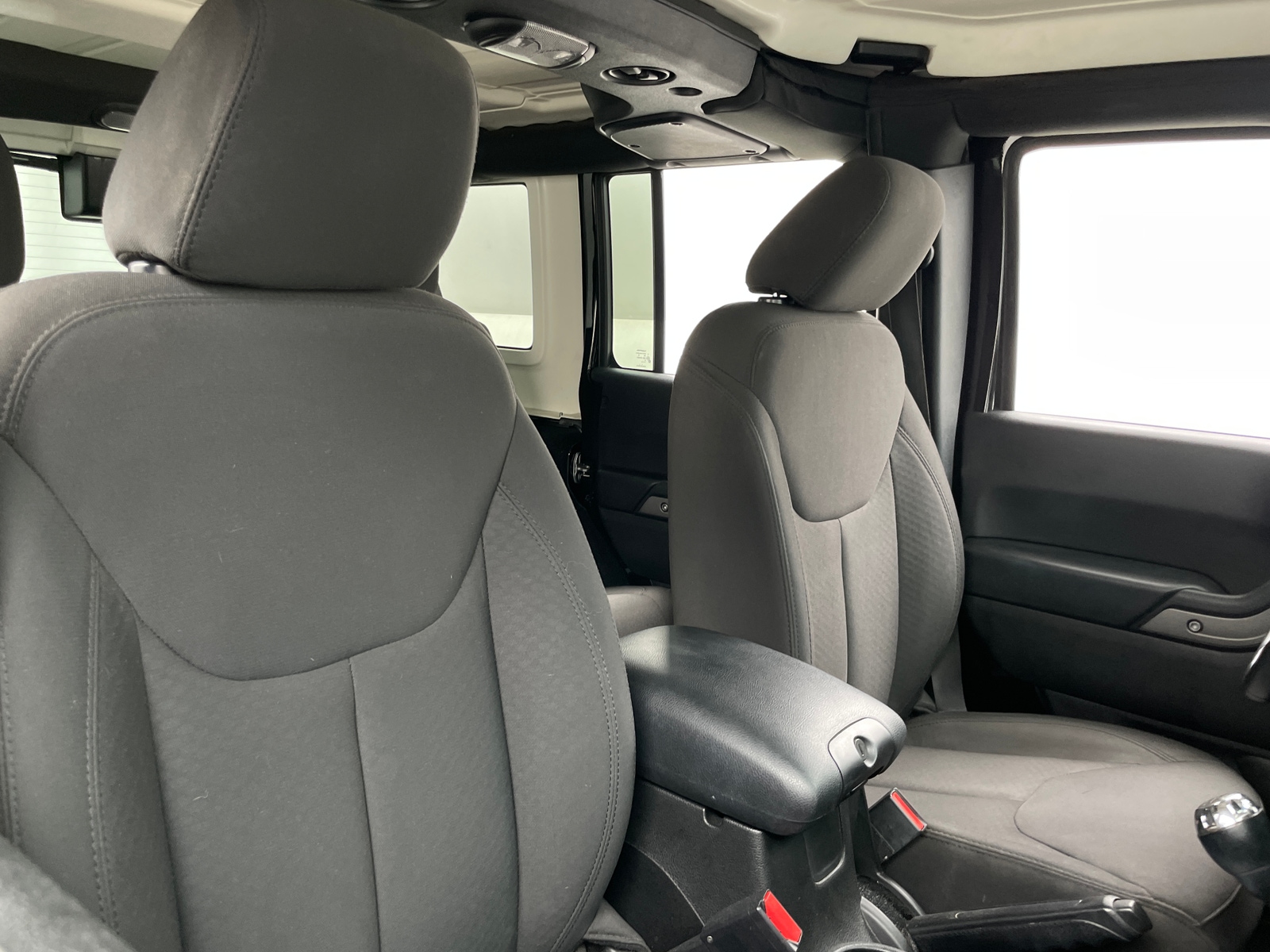 Thumbnail: 2017 Jeep Wrangler - 2