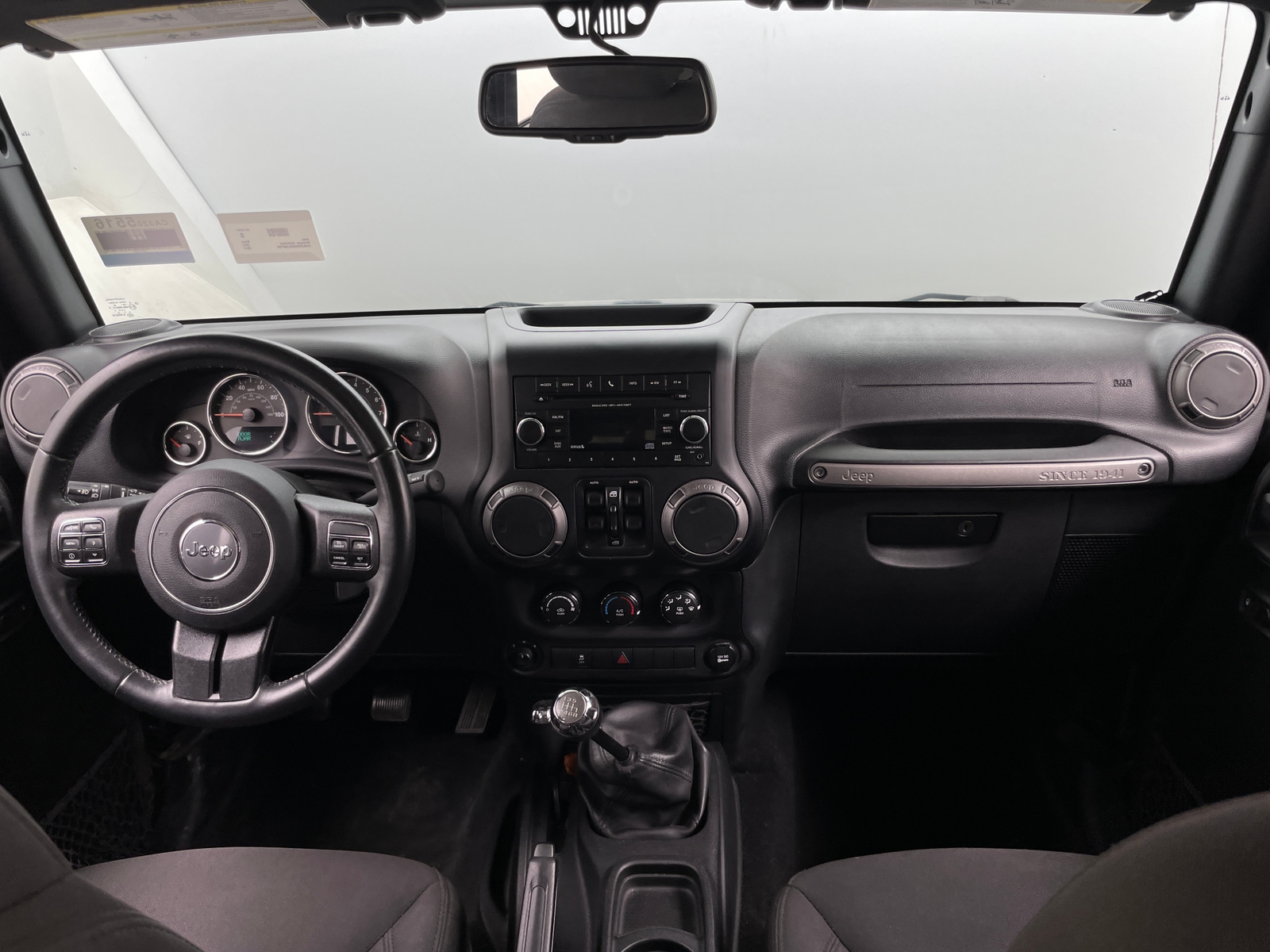 Thumbnail: 2017 Jeep Wrangler - 3