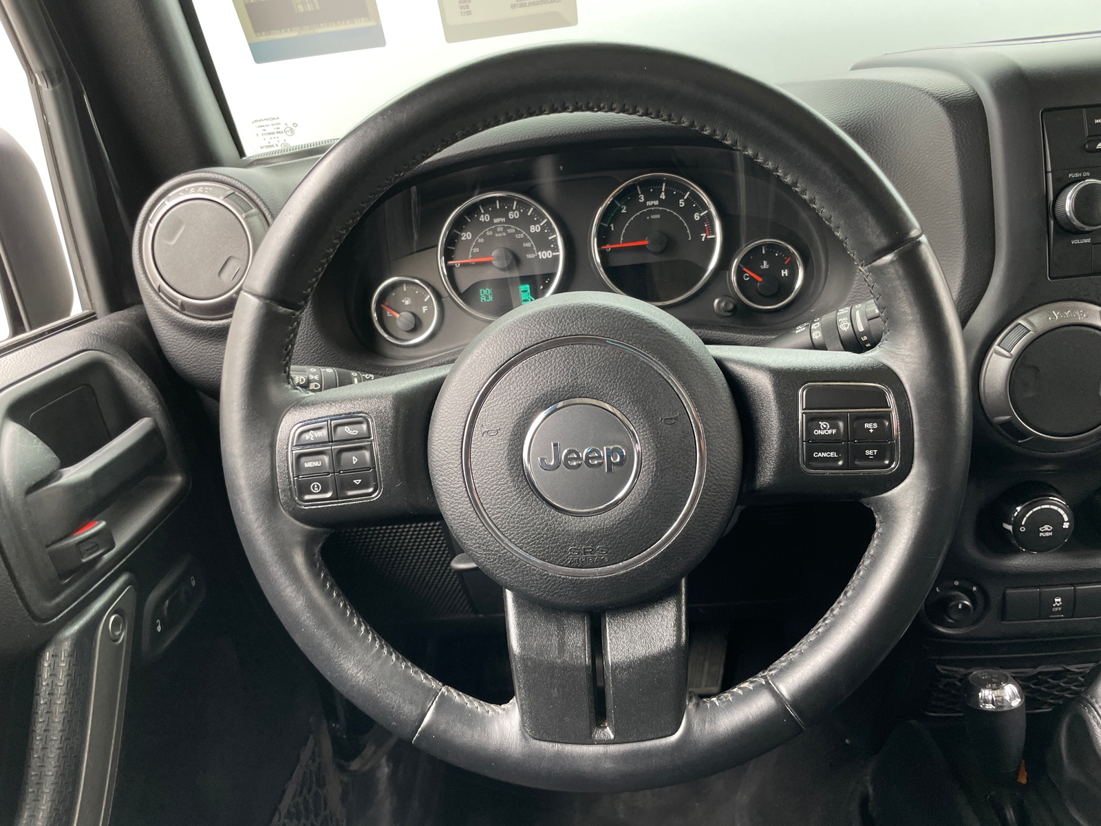 Thumbnail: 2017 Jeep Wrangler - 5