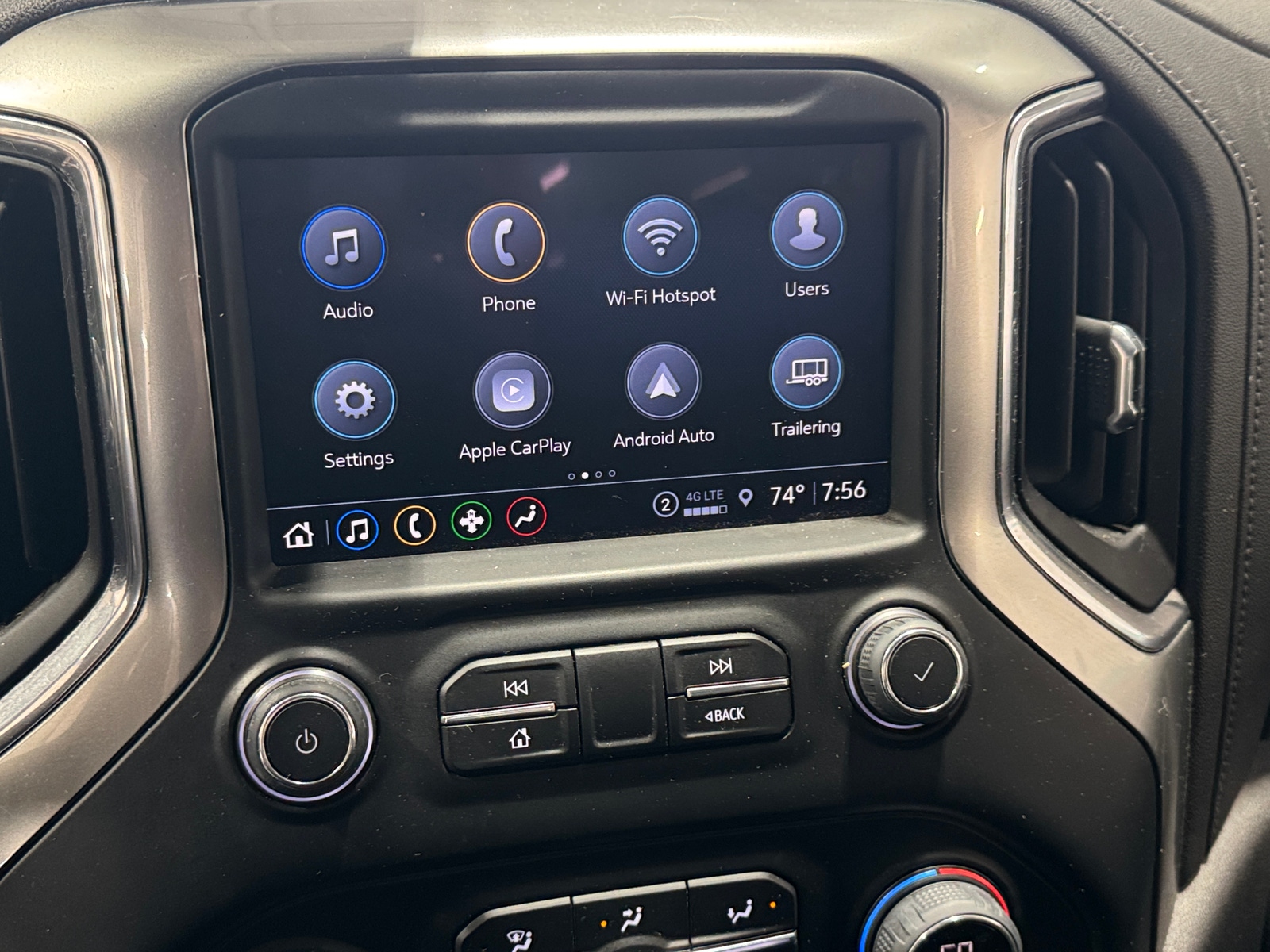 Thumbnail: 2022 Chevrolet Silverado 2500 - 4