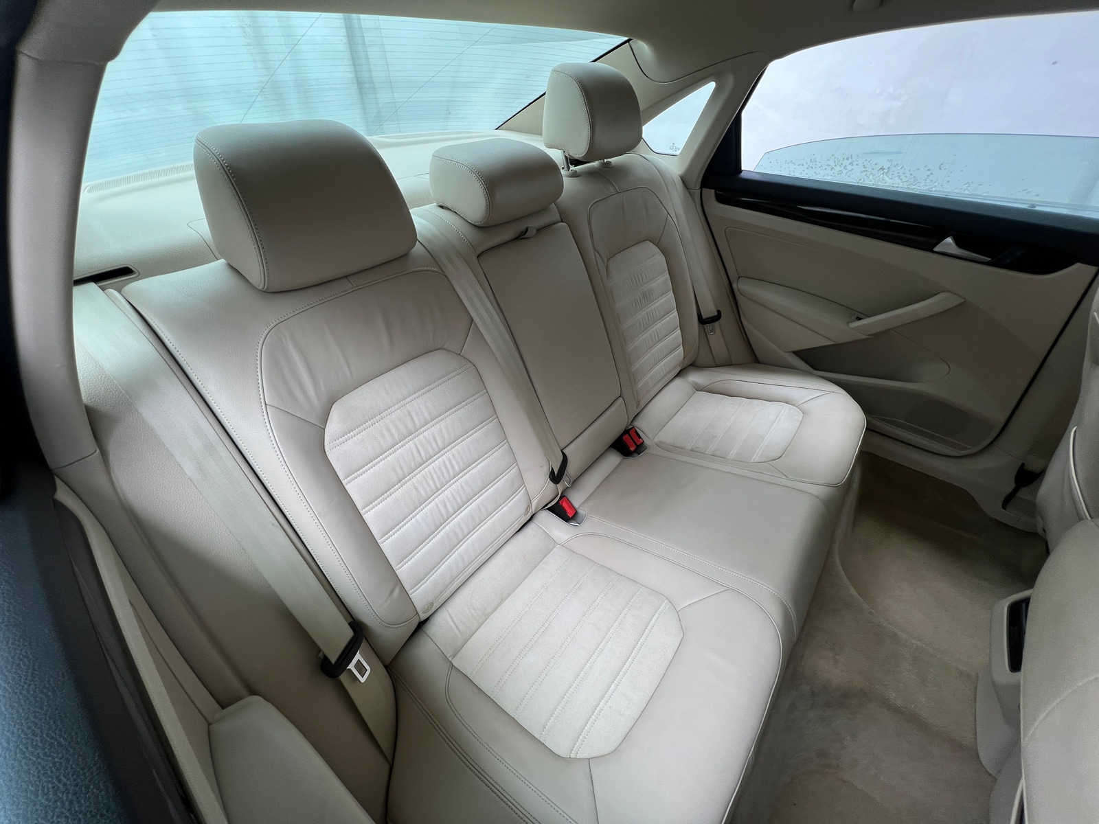 Thumbnail: 2014 Volkswagen Passat - 5
