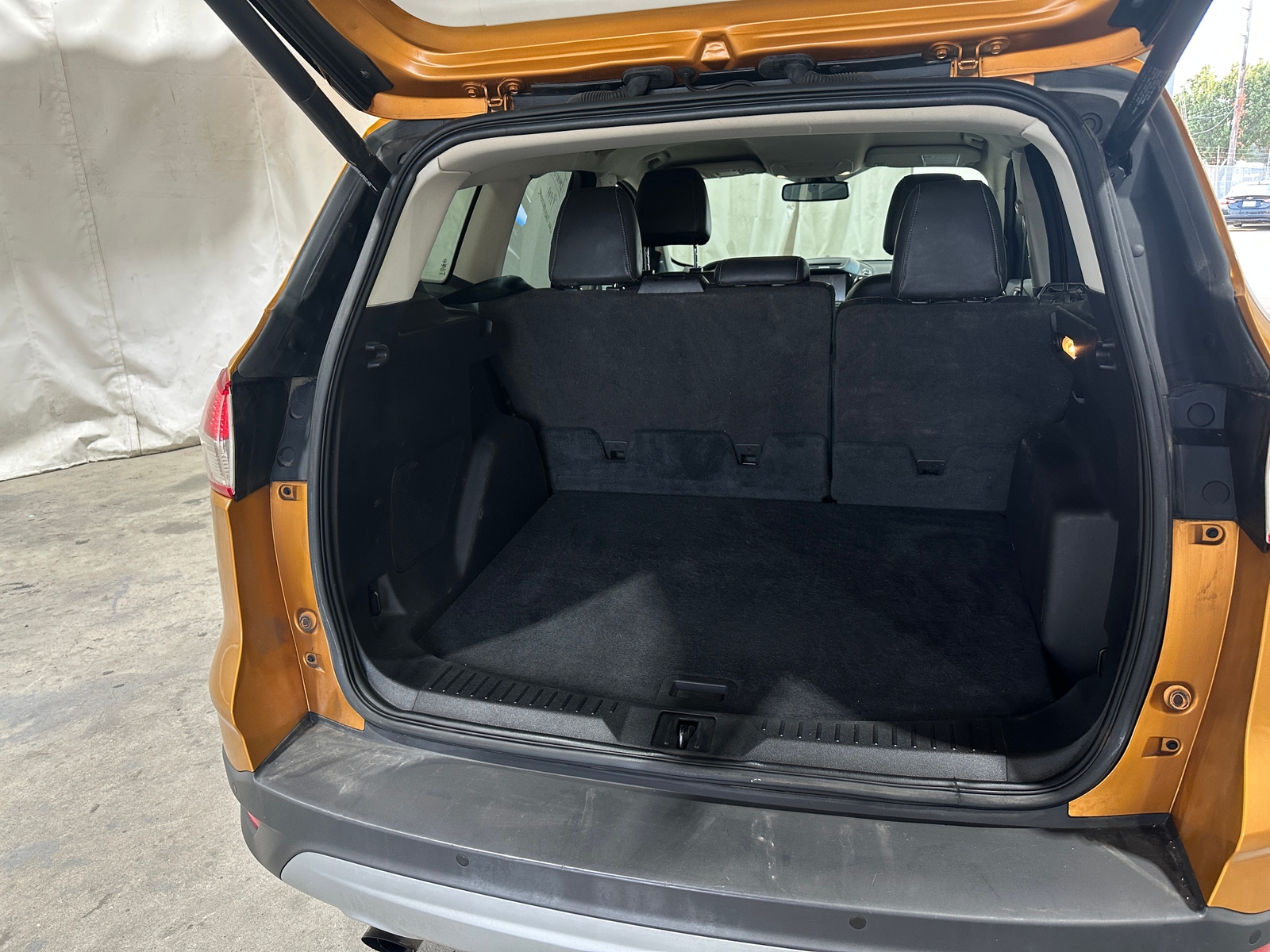 Thumbnail: 2016 Ford Escape - 6