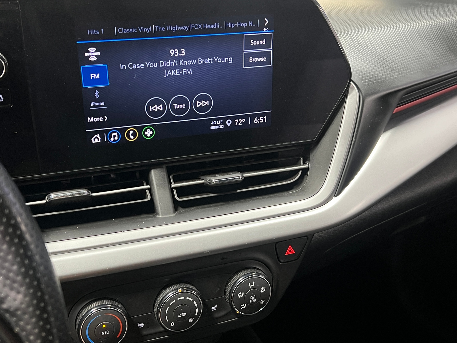 Thumbnail: 2024 Chevrolet Trax - 4