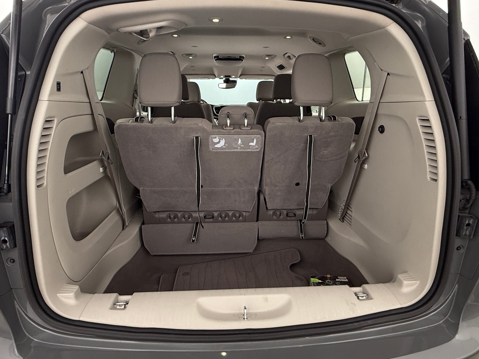 Thumbnail: 2021 Chrysler Pacifica - 7