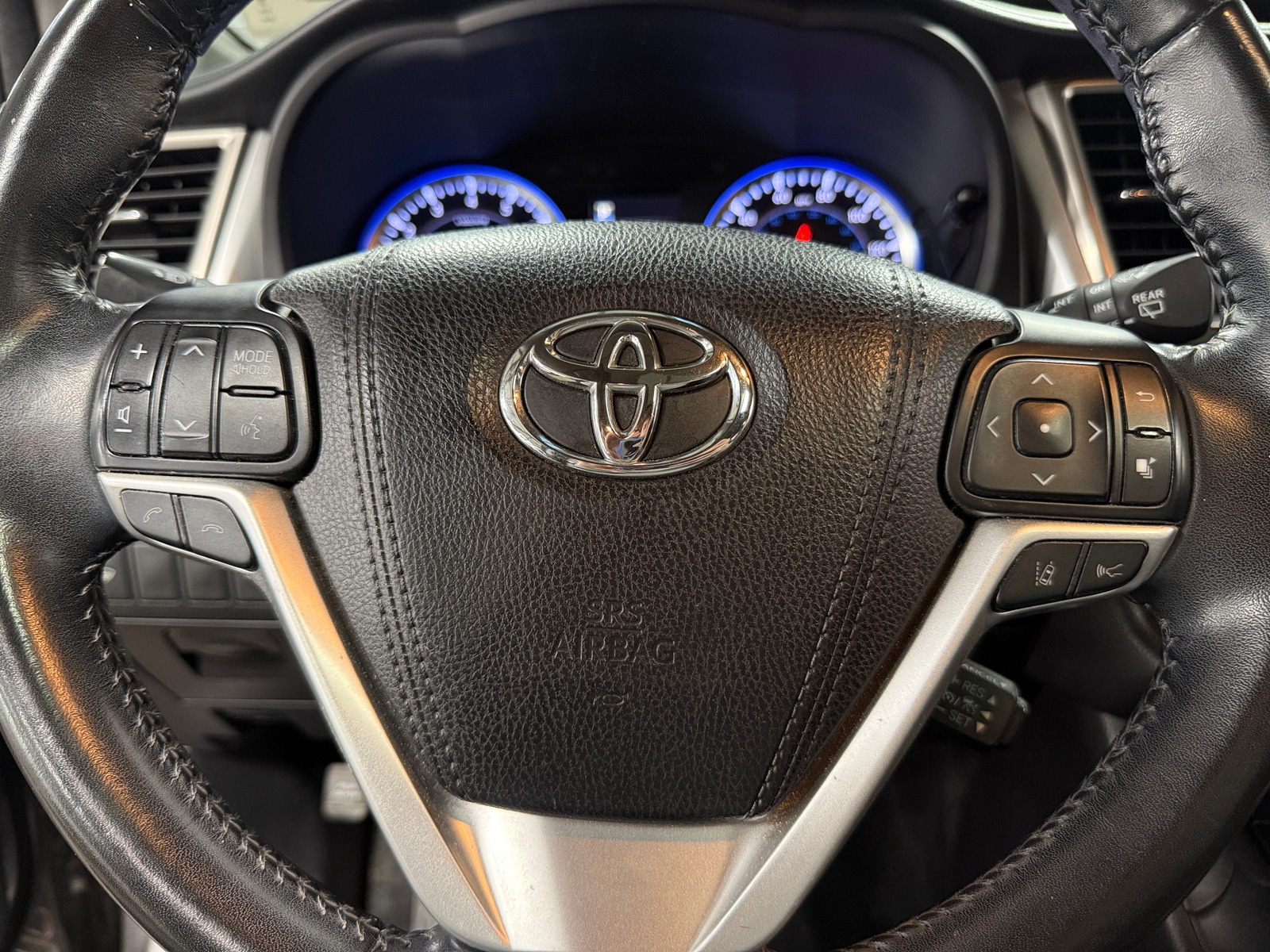 Thumbnail: 2018 Toyota Highlander - 4