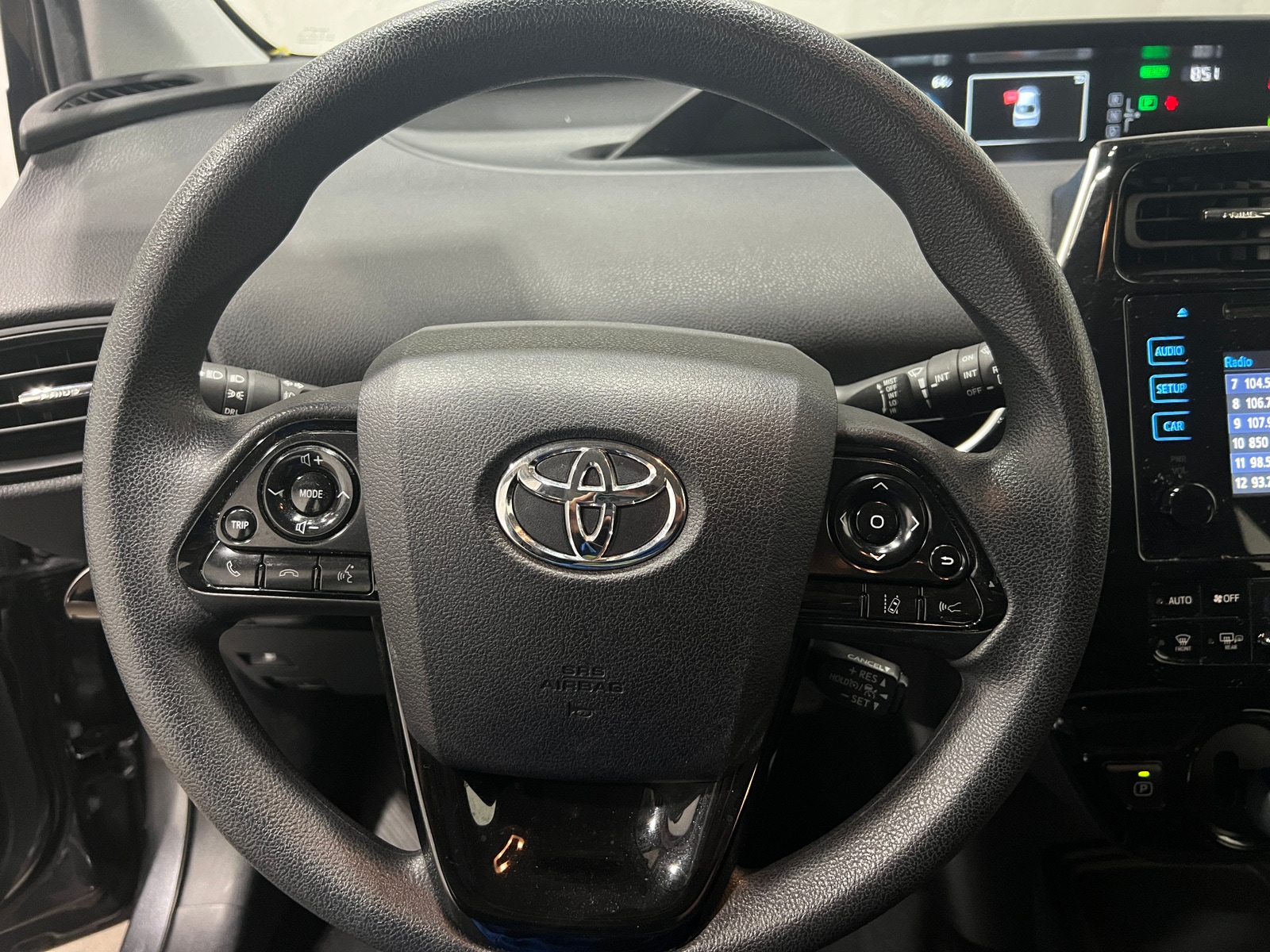 Thumbnail: 2019 Toyota Prius - 5