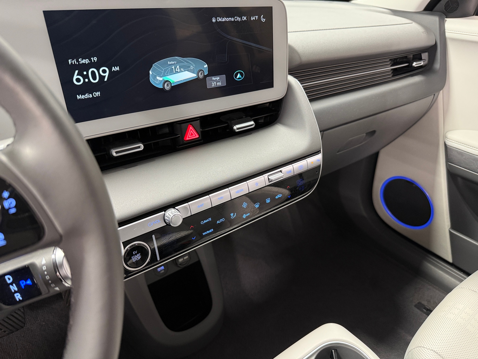 Thumbnail: 2024 Hyundai Ioniq 5 - 3