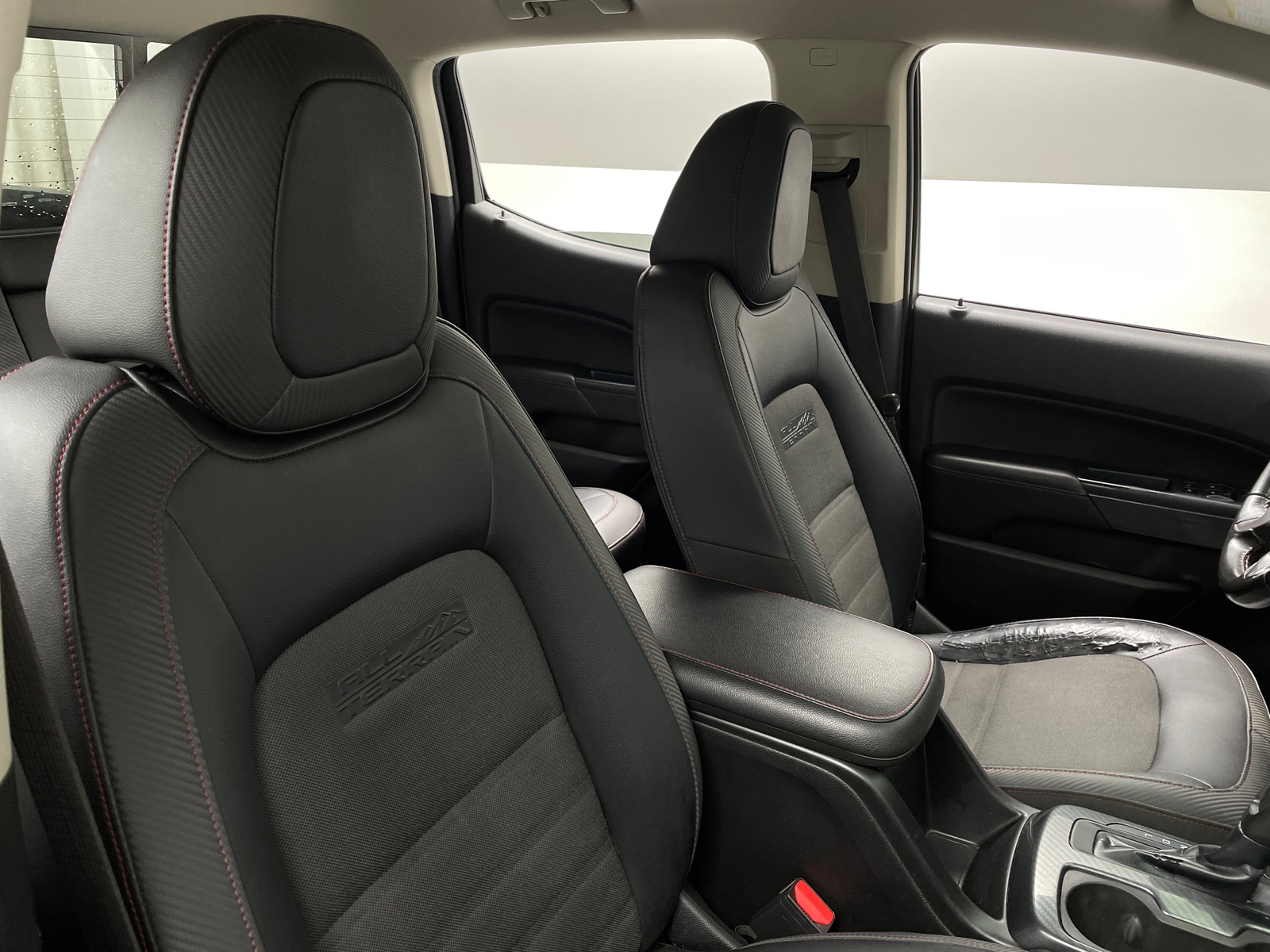 Thumbnail: 2018 GMC Canyon - 2