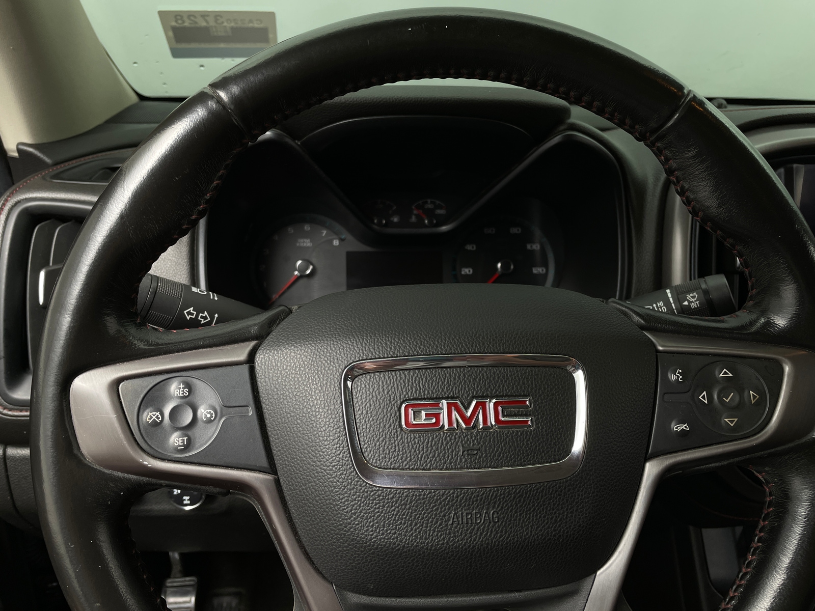 Thumbnail: 2018 GMC Canyon - 5