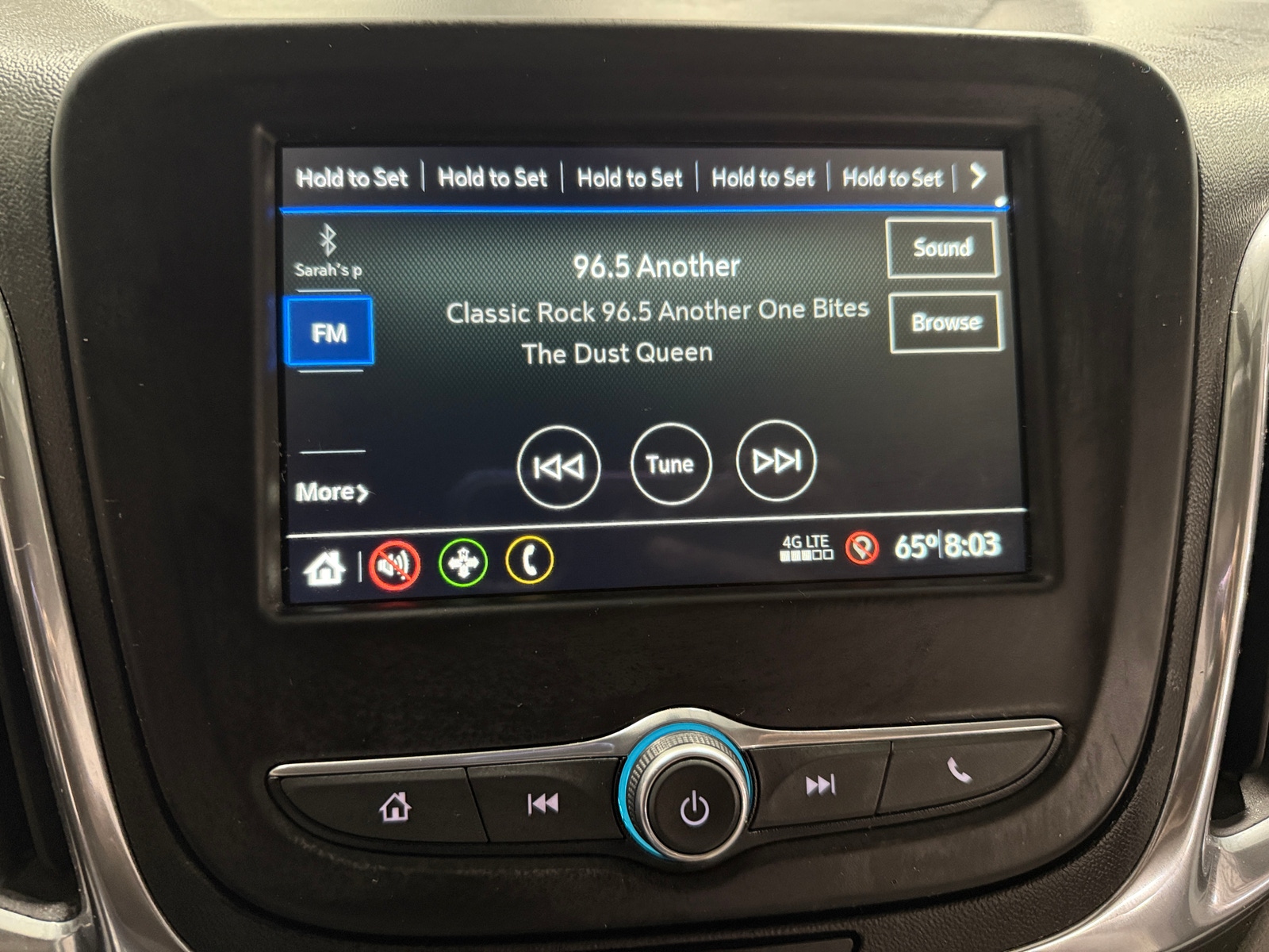 Thumbnail: 2019 Chevrolet Equinox - 4