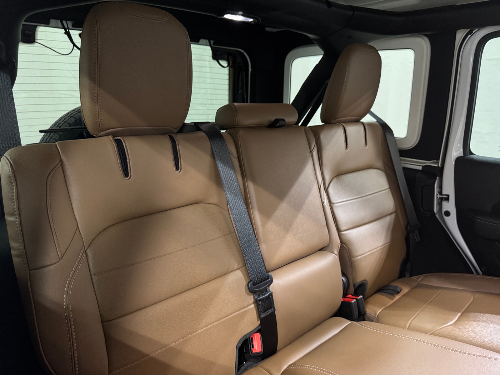 Thumbnail: 2022 Jeep Wrangler - 5