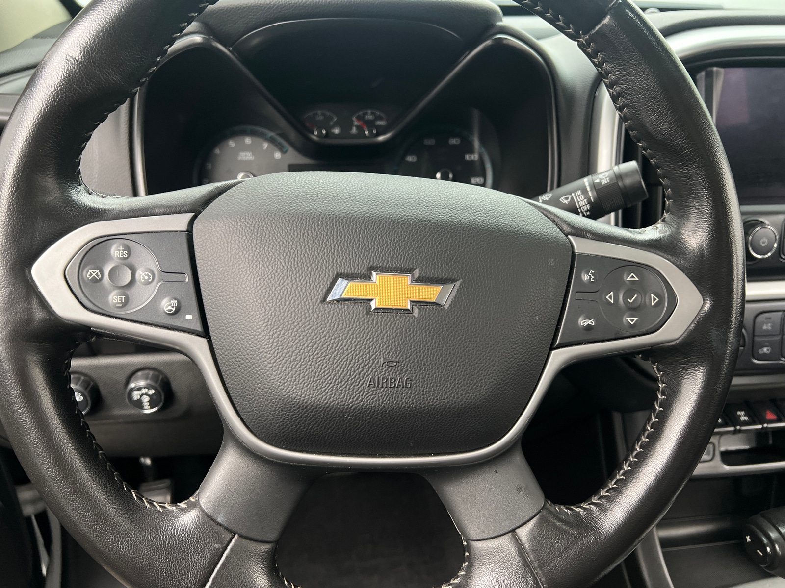 Thumbnail: 2021 Chevrolet Colorado - 4