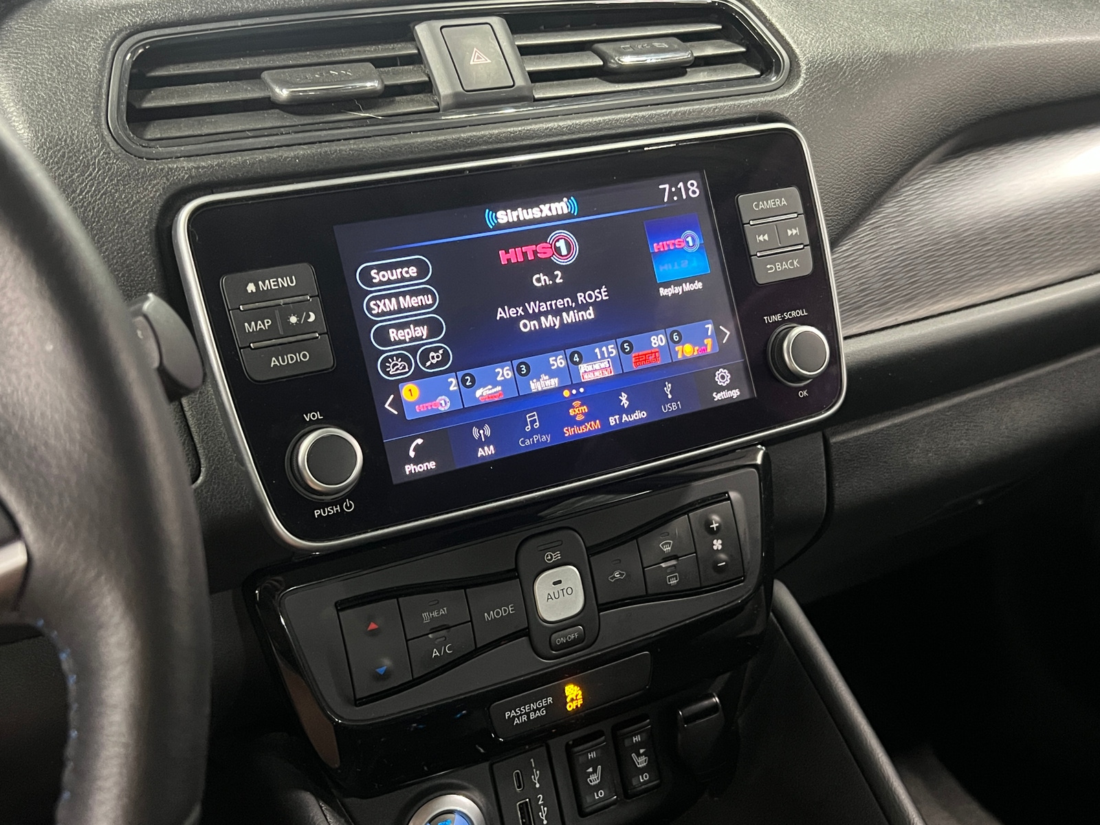 Thumbnail: 2024 Nissan Leaf - 4
