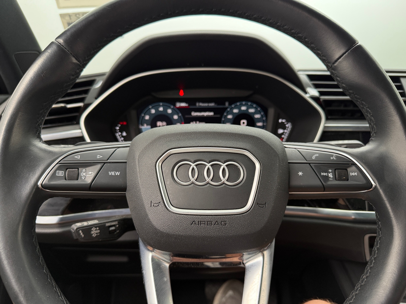 Thumbnail: 2022 Audi Q3 - 4