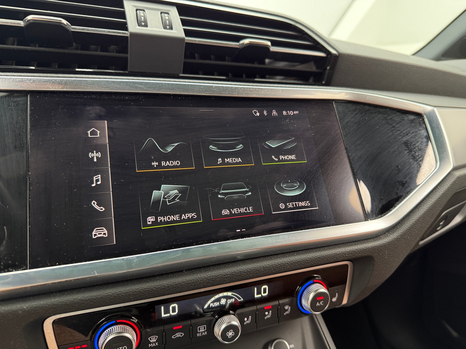 Thumbnail: 2022 Audi Q3 - 3