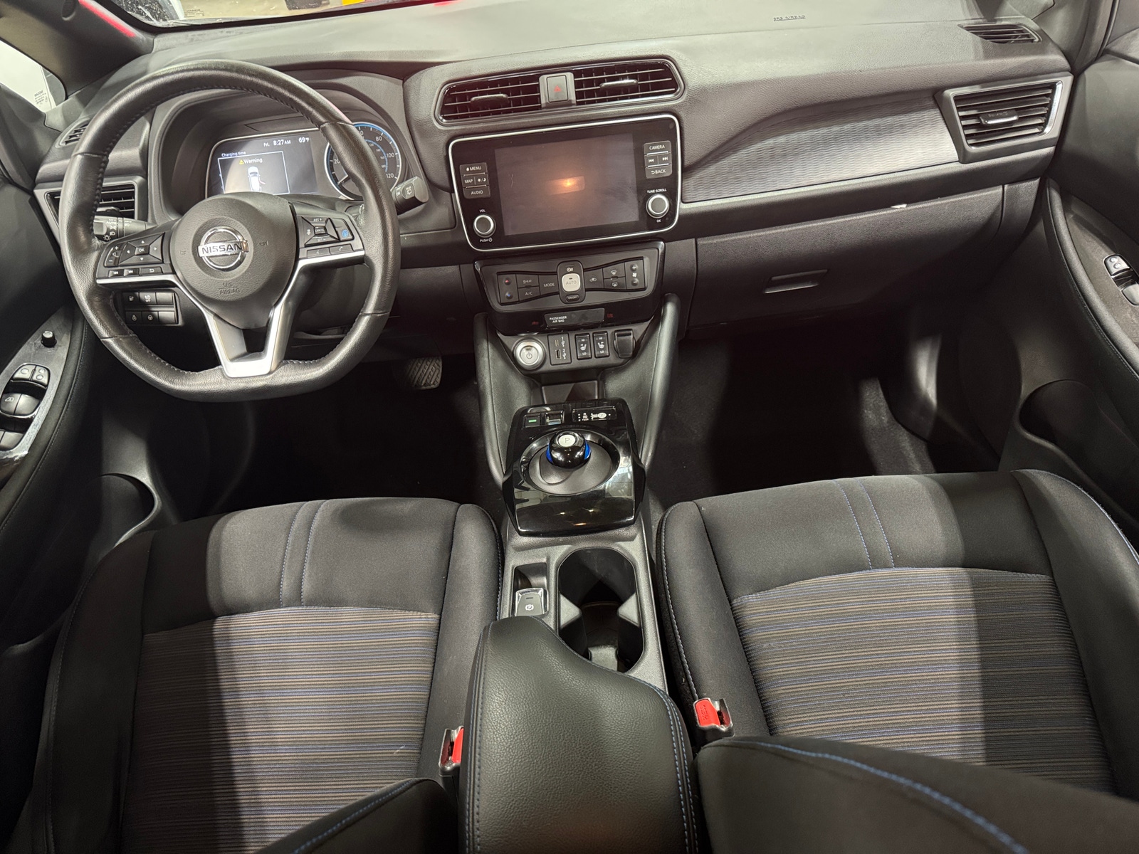 Thumbnail: 2022 Nissan Leaf - 3