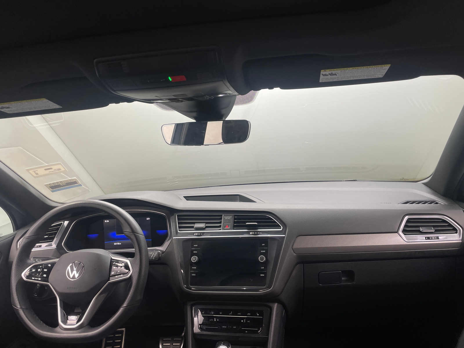 Thumbnail: 2022 Volkswagen Tiguan - 2
