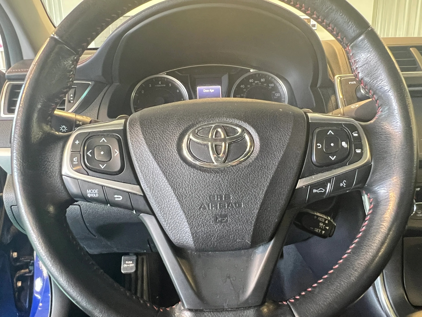 Thumbnail: 2015 Toyota Camry - 4