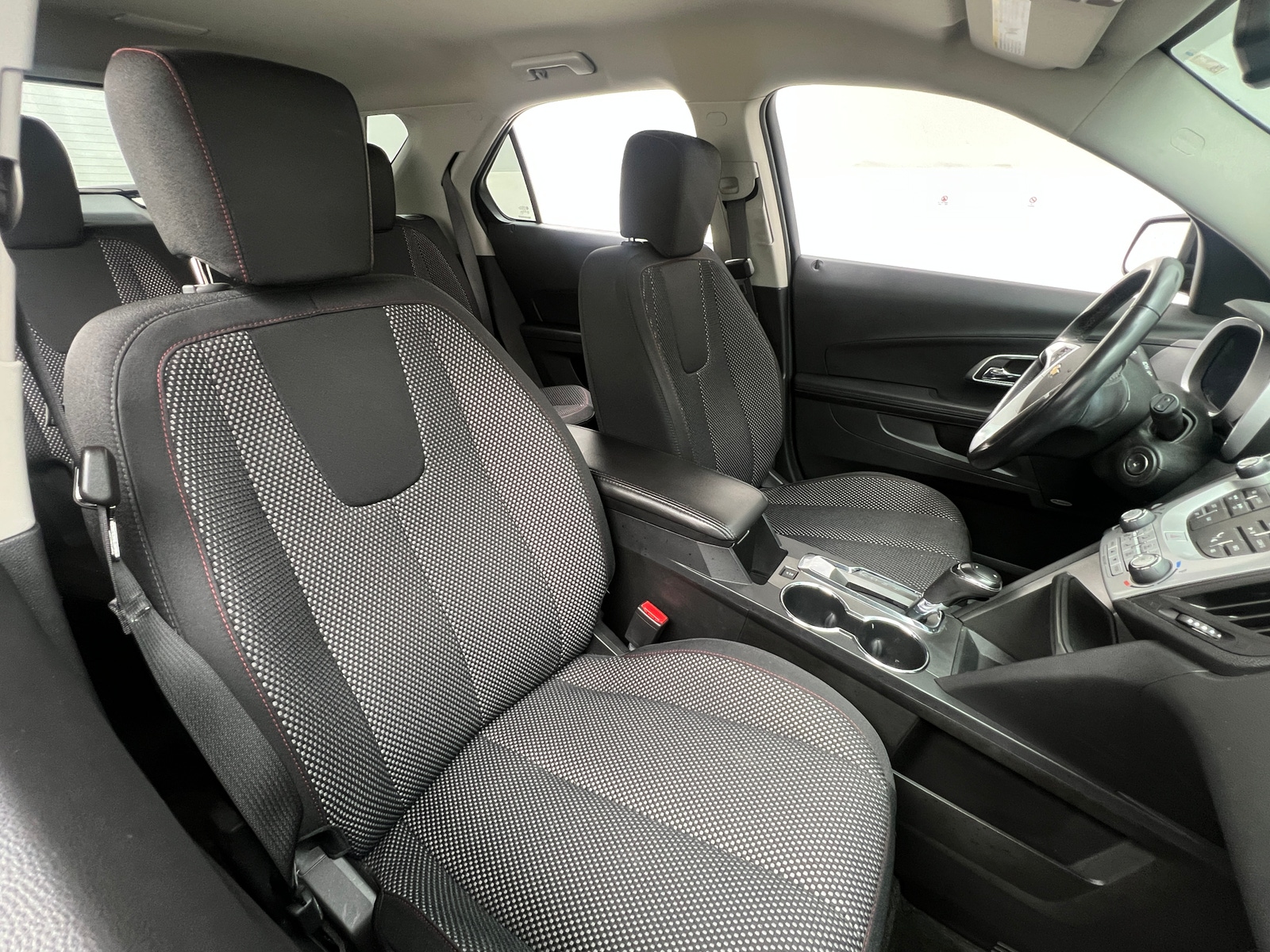 Thumbnail: 2017 Chevrolet Equinox - 2