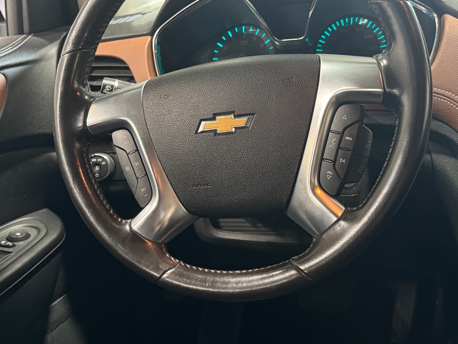 Thumbnail: 2015 Chevrolet Traverse - 5