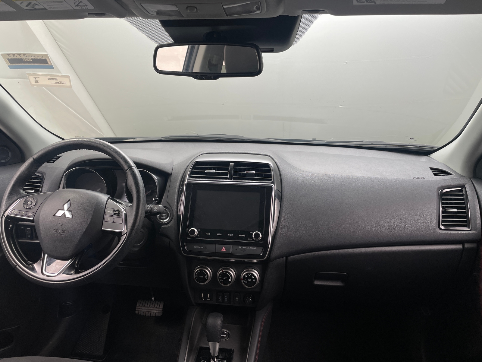 Thumbnail: 2023 Mitsubishi Outlander Sport - 3