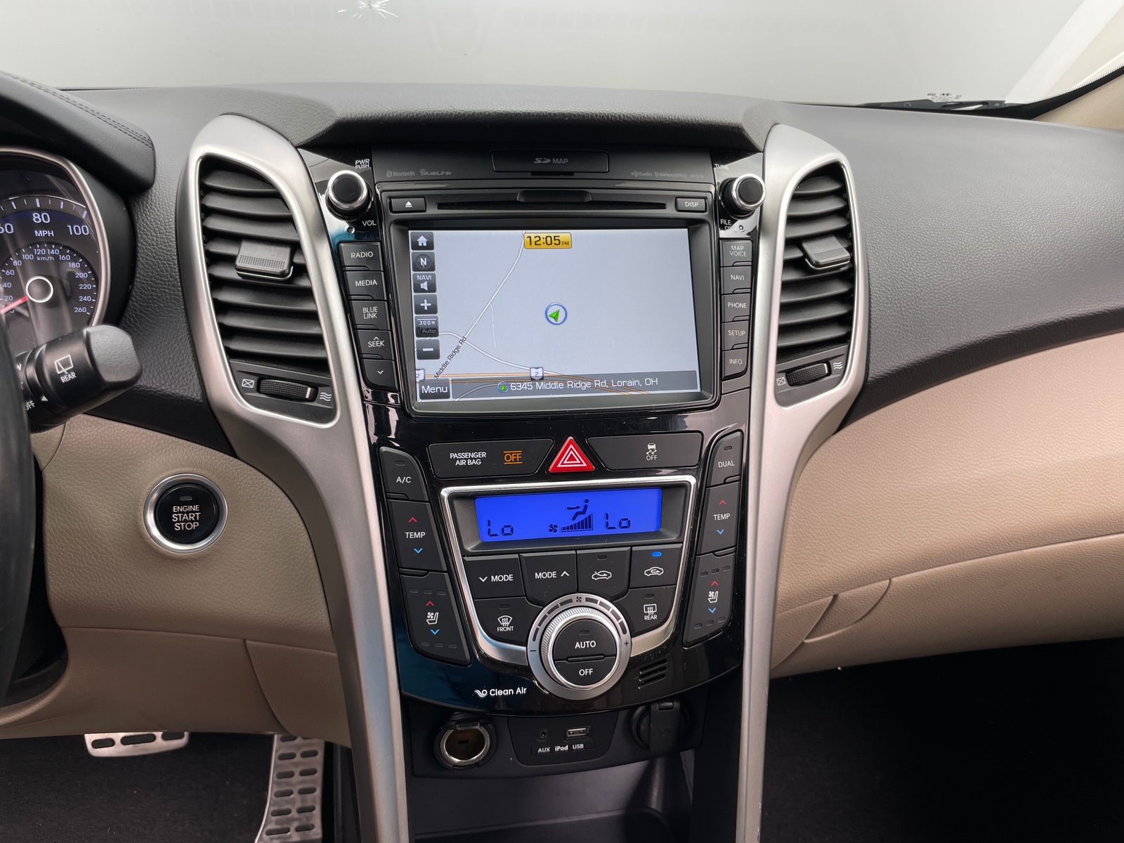 Thumbnail: 2016 Hyundai Elantra - 4