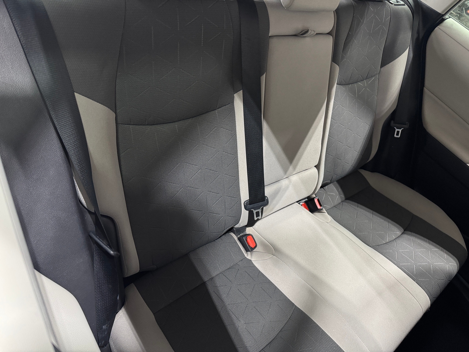 Thumbnail: 2019 Toyota RAV4 - 6