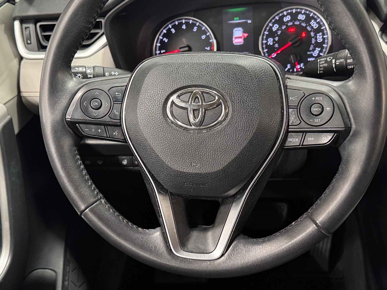 Thumbnail: 2019 Toyota RAV4 - 5