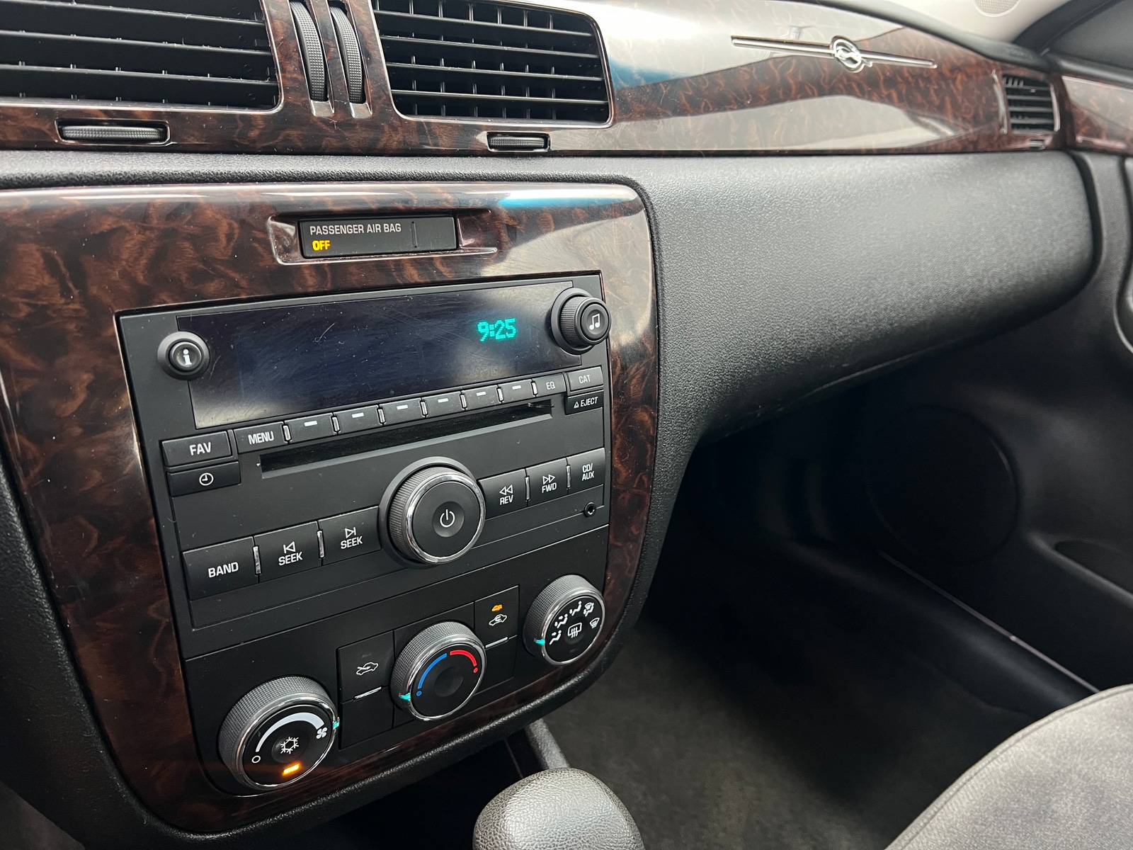 Thumbnail: 2012 Chevrolet Impala - 4