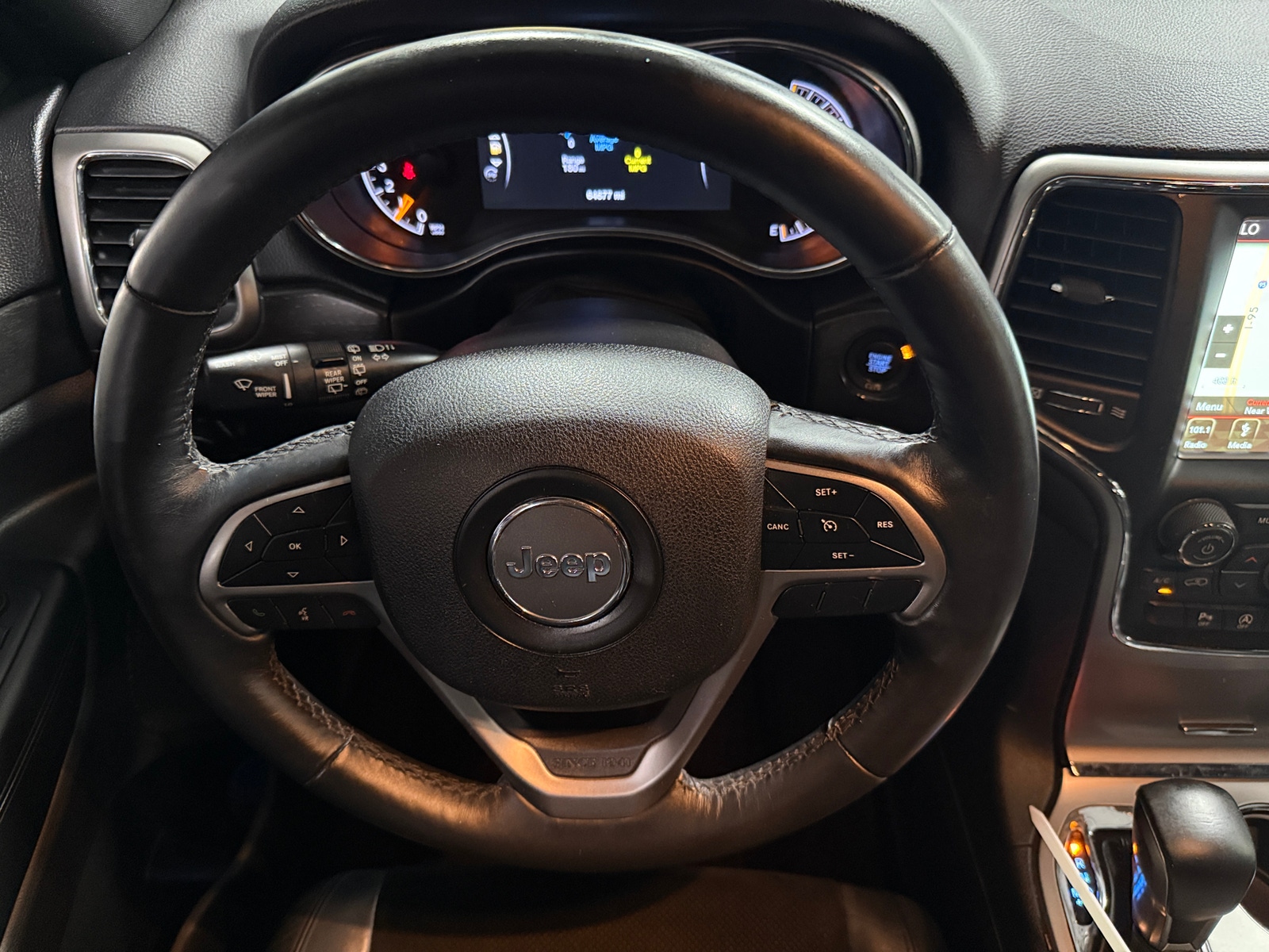 Thumbnail: 2018 Jeep Grand Cherokee - 5