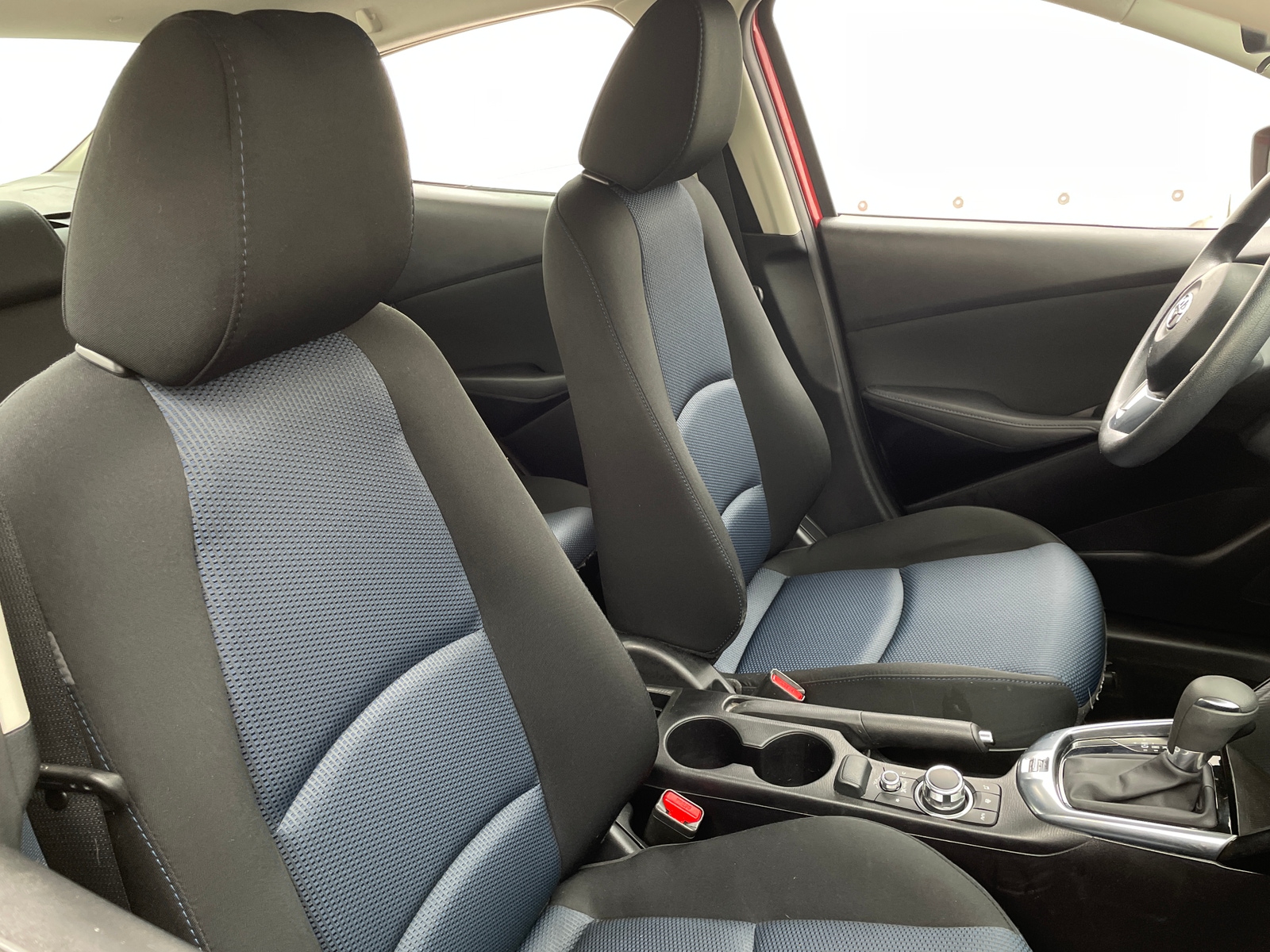 Thumbnail: 2017 Toyota Yaris iA - 2