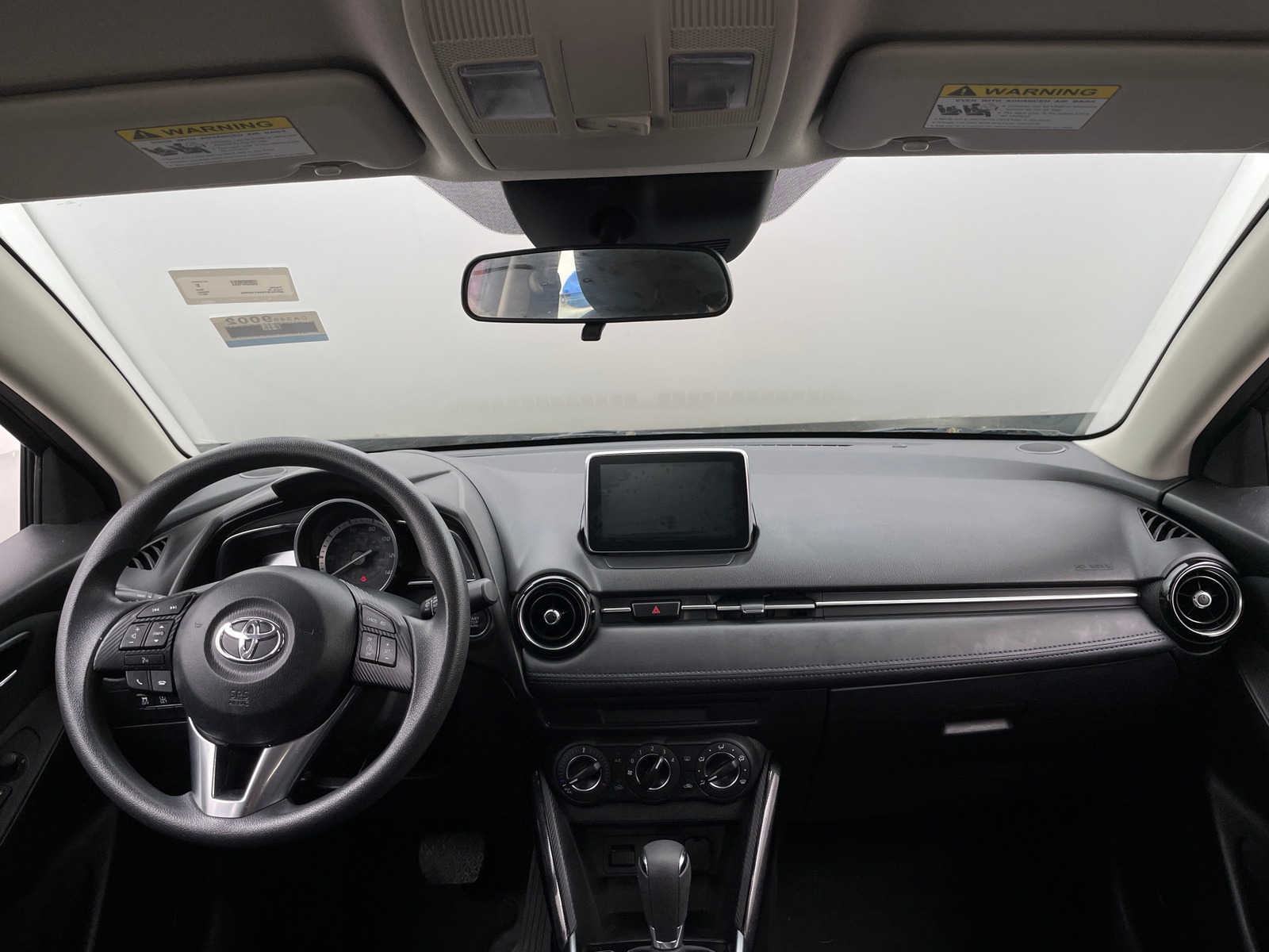 Thumbnail: 2017 Toyota Yaris iA - 3