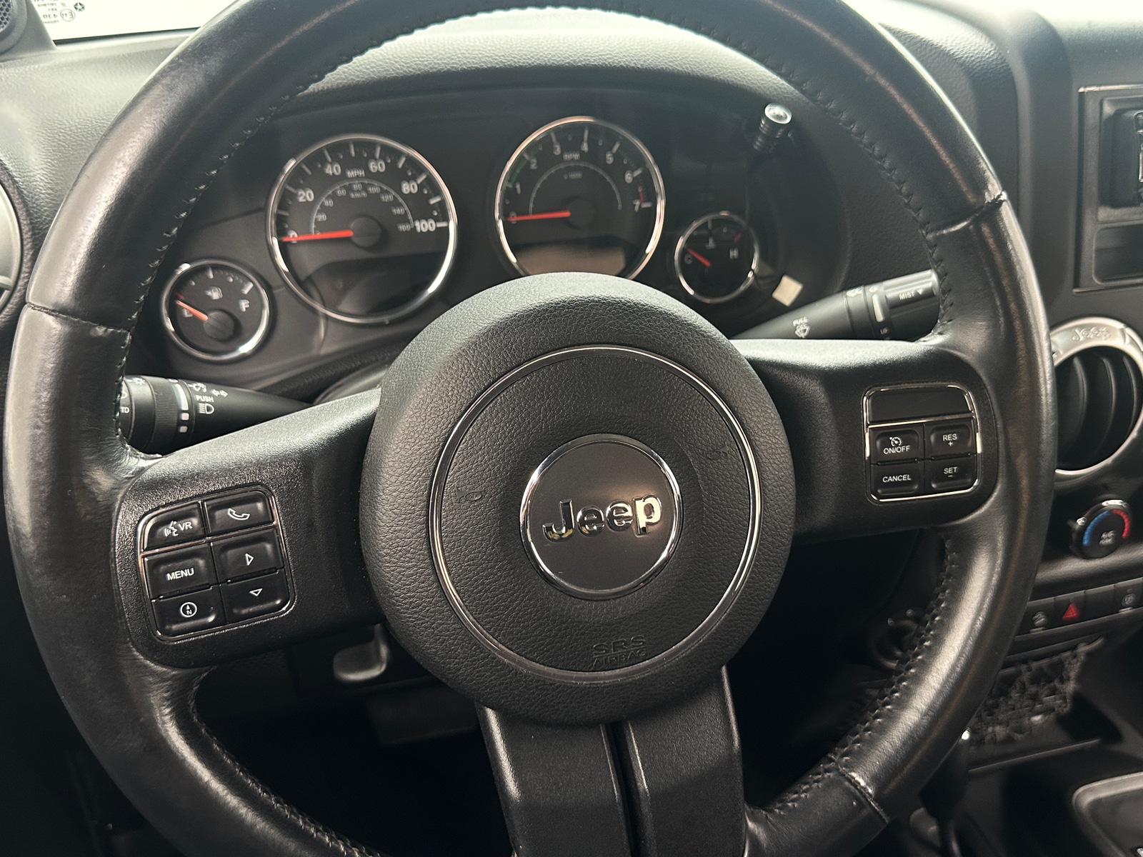 Thumbnail: 2014 Jeep Wrangler - 5