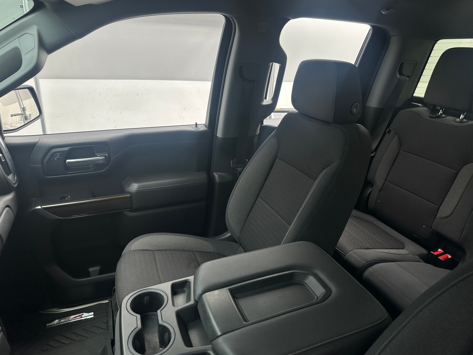 Thumbnail: 2020 Chevrolet Silverado 1500 - 2