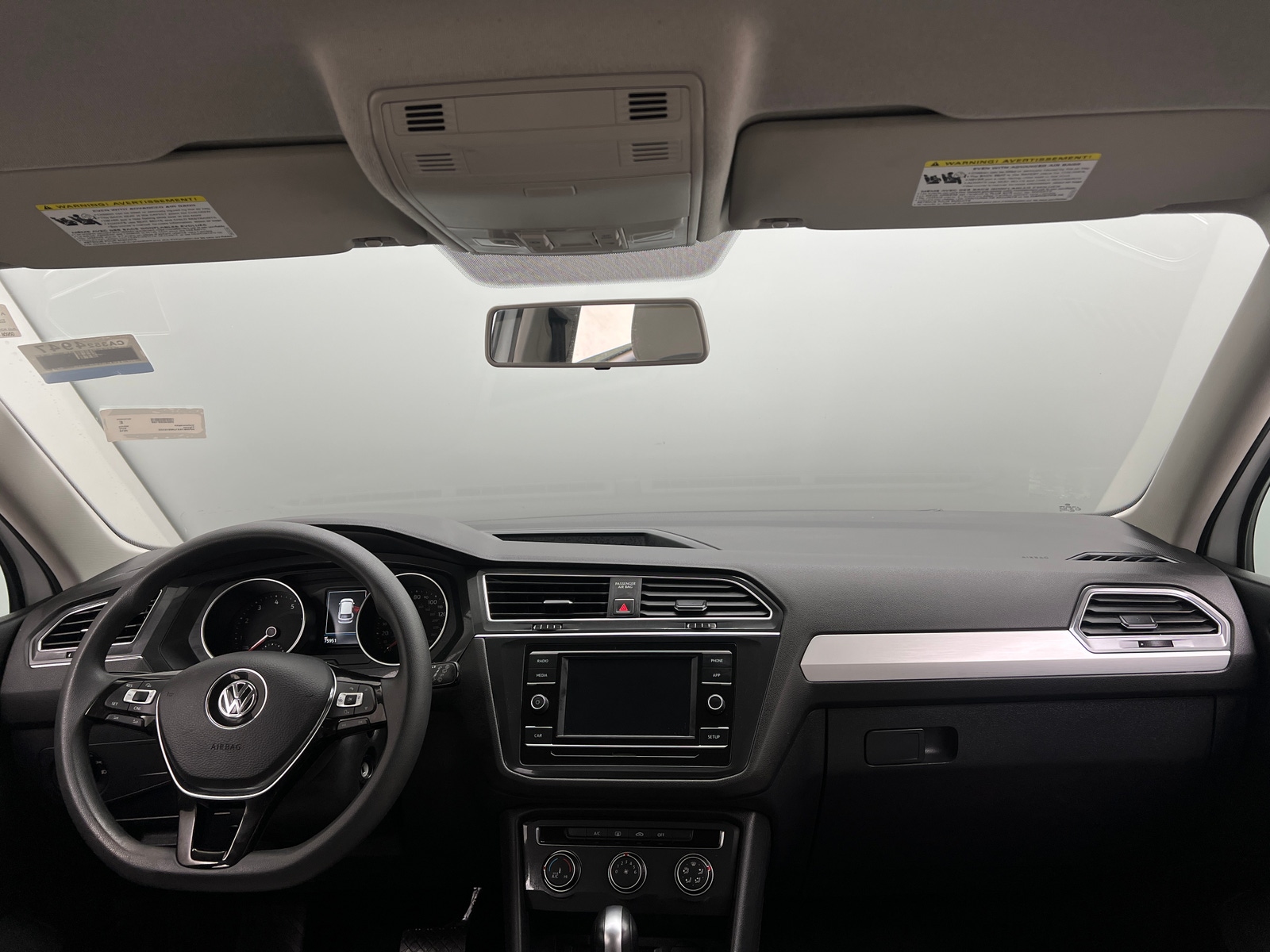 Thumbnail: 2018 Volkswagen Tiguan - 3