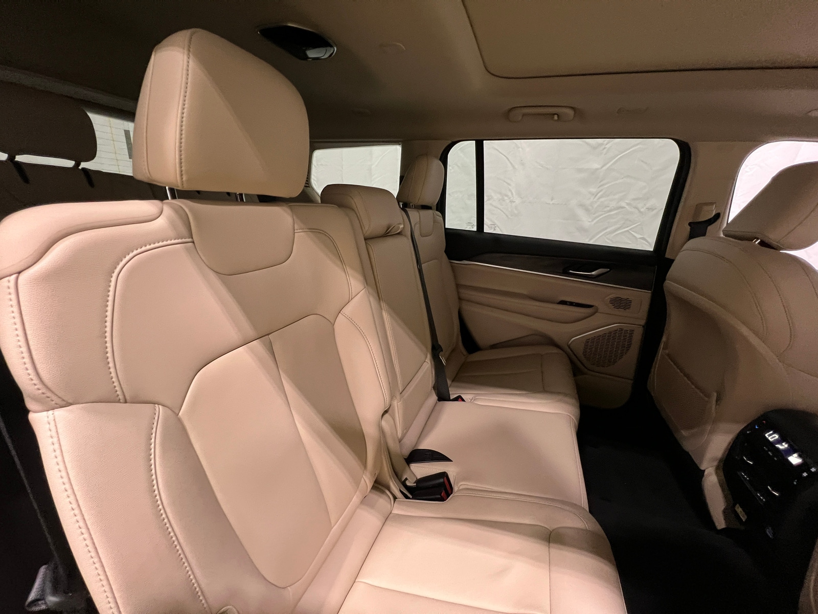 Thumbnail: 2021 Jeep Grand Cherokee L - 5